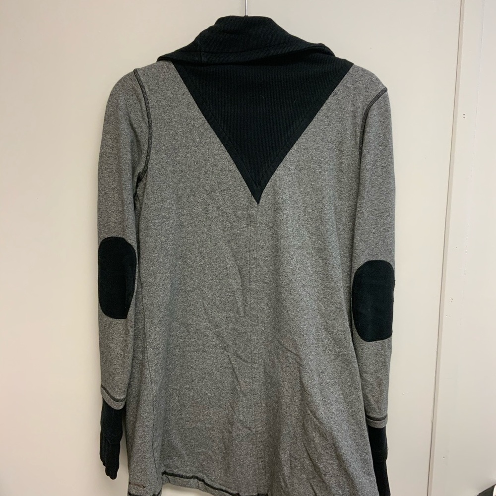 Lululemon wrap